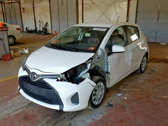 VNKKTUD3XHA073966 - 2017 TOYOTA YARIS L WHITE photo 2