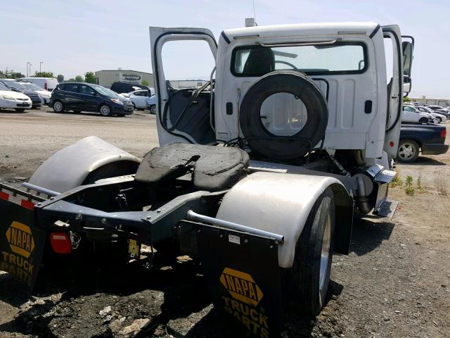 3AKBCXCY5FDGT1929 - 2015 FREIGHTLINER M2 106 MED WHITE photo 4