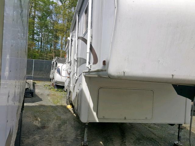 1UJCJ02R841KB0136 - 2004 JAYCO 5TH WHEEL WHITE photo 1