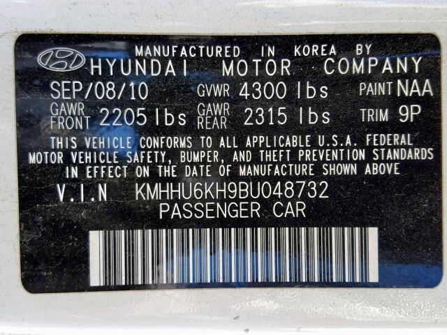 KMHHU6KH9BU048732 - 2011 HYUNDAI GENESIS CO WHITE photo 10