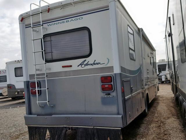 1GBLP37J9V3306746 - 1997 WINNEBAGO ADVENTURER WHITE photo 4