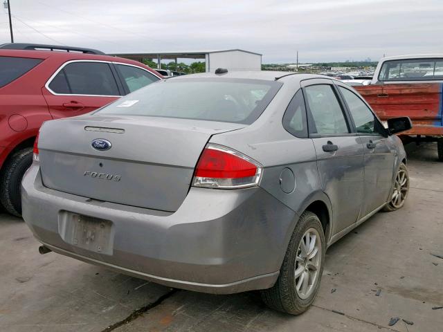 1FAHP34N28W248383 - 2008 FORD FOCUS S/SE GRAY photo 4