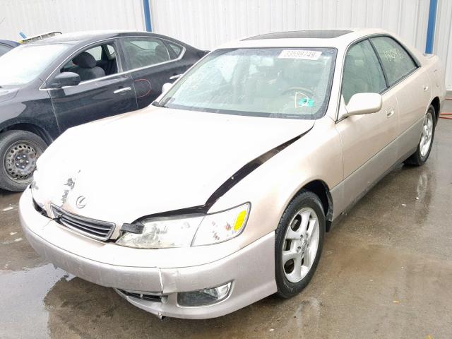 JT8BF28G515108671 - 2001 LEXUS ES 300 GOLD photo 2