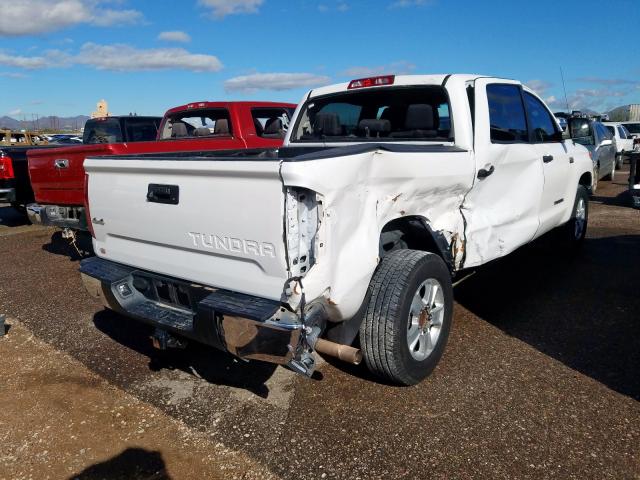 5TFDW5F15GX513517 - 2016 TOYOTA TUNDRA CREWMAX SR5  photo 4