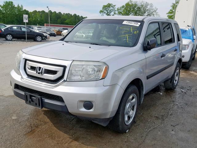 5FNYF3H23AB007360 - 2010 HONDA PILOT LX SILVER photo 2