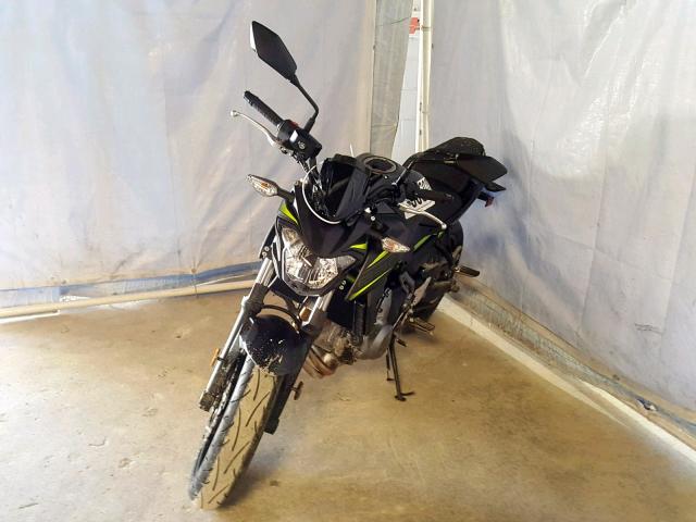 JKAEREH17KDA36346 - 2019 KAWASAKI ER650 H BLACK photo 2