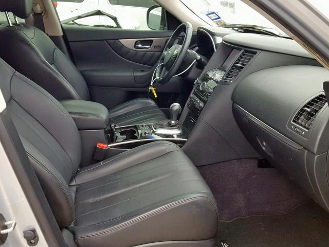 JN8CS1MU6FM380493 - 2015 INFINITI QX70 SILVER photo 5