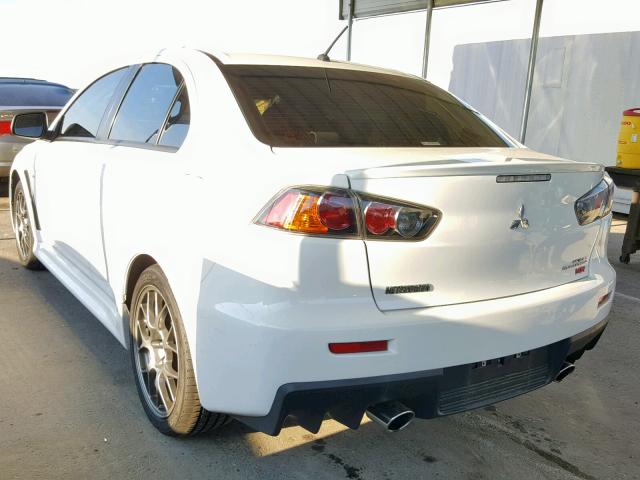 JA32W5FV2DU013031 - 2013 MITSUBISHI LANCER EVO WHITE photo 3