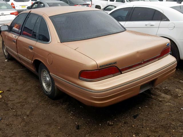 2FALP74W6RX180198 - 1994 FORD CROWN VICT TAN photo 3