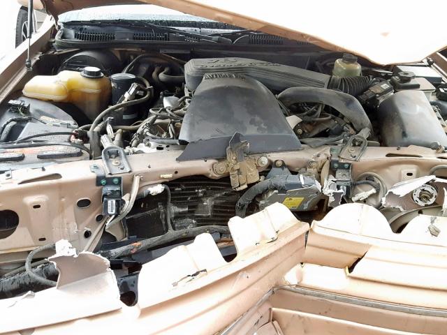 2FALP74W6RX180198 - 1994 FORD CROWN VICT TAN photo 7