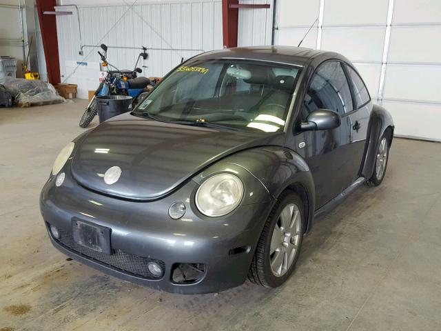 3VWFE21C73M414861 - 2003 VOLKSWAGEN NEW BEETLE ნაცრისფერი ფოტო 2