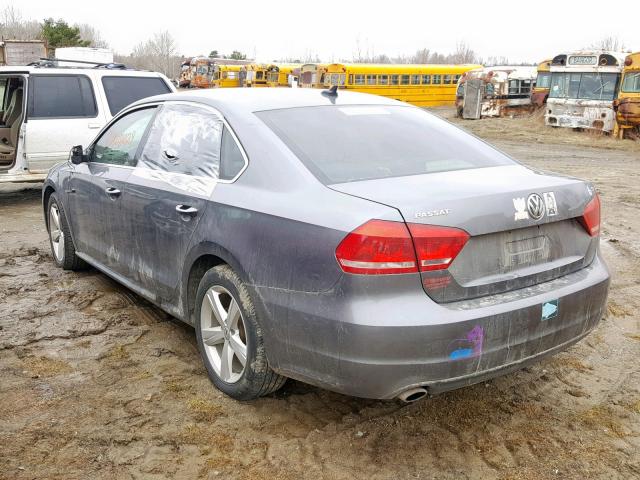 1VWBH7A33DC033627 - 2013 VOLKSWAGEN PASSAT SE BLACK photo 3