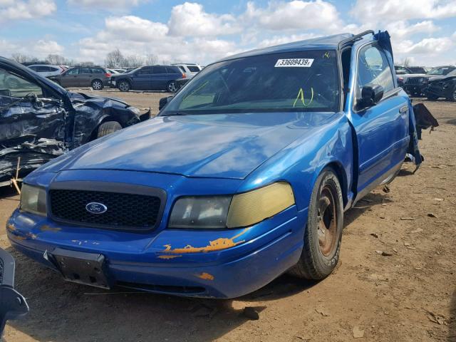 2FAFP71W8XX162980 - 1999 FORD CROWN VICT BLUE photo 2