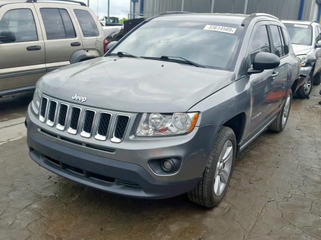 1C4NJCBB2CD665739 - 2012 JEEP COMPASS SP Сұр фото 2