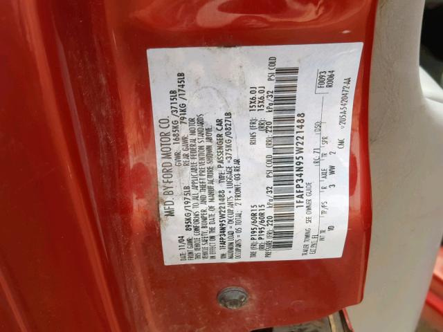 1FAFP34N95W221488 - 2005 FORD FOCUS ZX4 RED photo 10