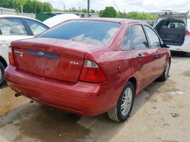 1FAFP34N95W221488 - 2005 FORD FOCUS ZX4 RED photo 4