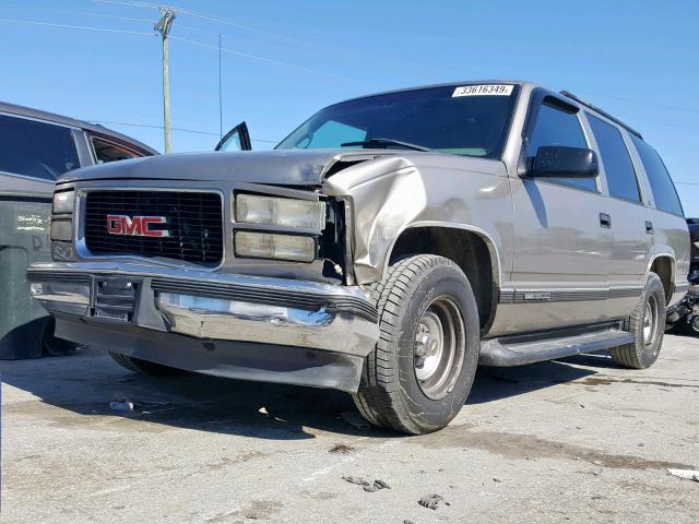 1GKEC13R2XR508168 - 1999 GMC YUKON SILVER photo 2