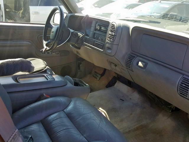 1GKEC13R2XR508168 - 1999 GMC YUKON SILVER photo 5