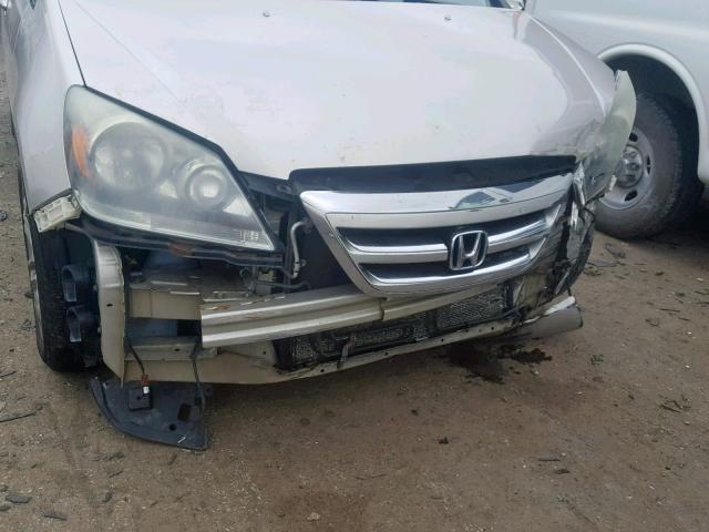 5FNRL38825B021273 - 2005 HONDA ODYSSEY TO SILVER photo 9