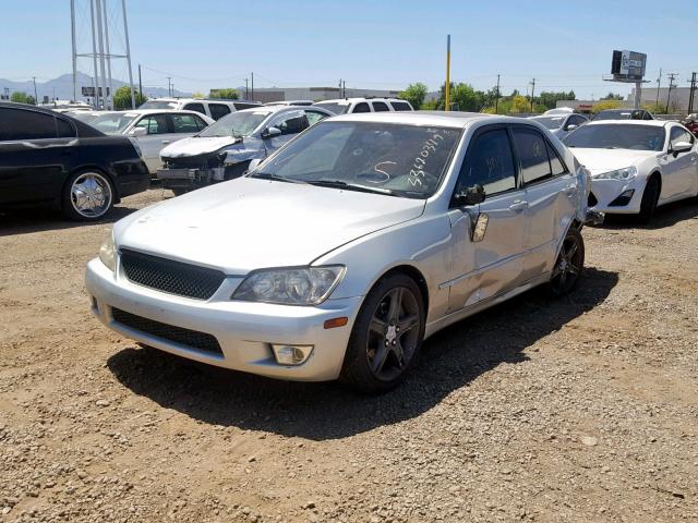 JTHBD192850098479 - 2005 LEXUS IS 300 SILVER photo 2