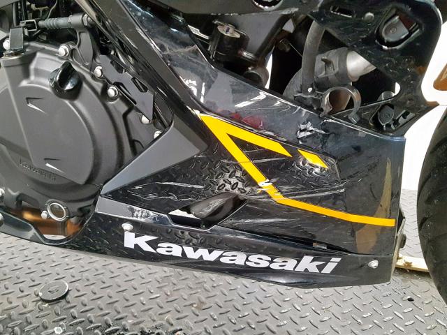 JKAEXKG14JDA05463 - 2018 KAWASAKI EX400 TWO TONE photo 15