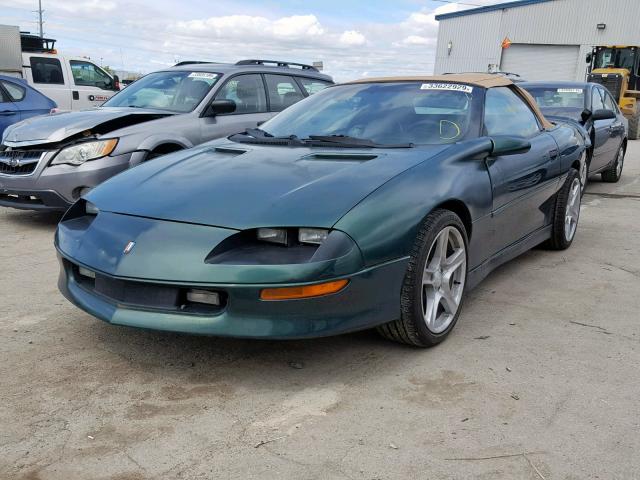 2G1FP32K2T2160432 - 1996 CHEVROLET CAMARO BAS GREEN photo 2