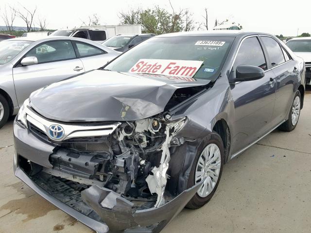 4T1BD1FK2DU080715 - 2013 TOYOTA CAMRY HYBR GRAY photo 2