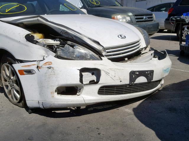 JTHBA30G745025294 - 2004 LEXUS ES 330 WHITE photo 9