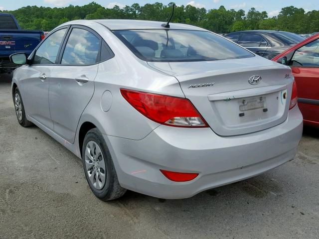 KMHCT4AE3GU955198 - 2016 HYUNDAI ACCENT SE SILVER photo 3