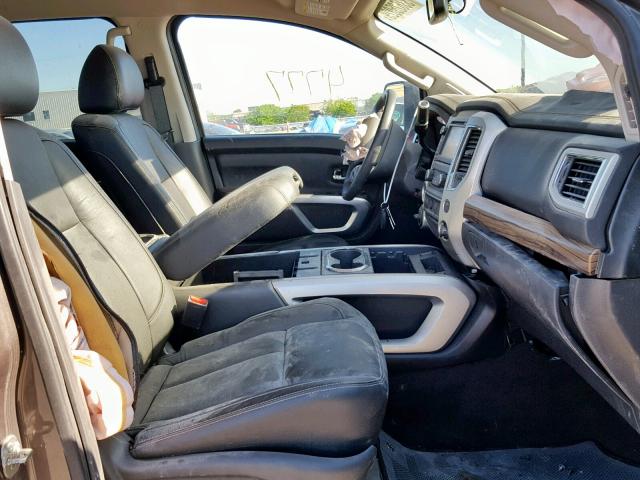 1N6AA1E56HN504172 - 2017 NISSAN TITAN SV BROWN photo 5