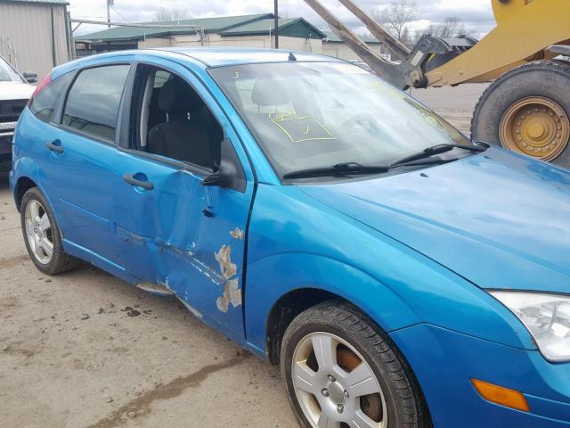 1FAHP37N97W218064 - 2007 FORD FOCUS ZX5 BLUE photo 9