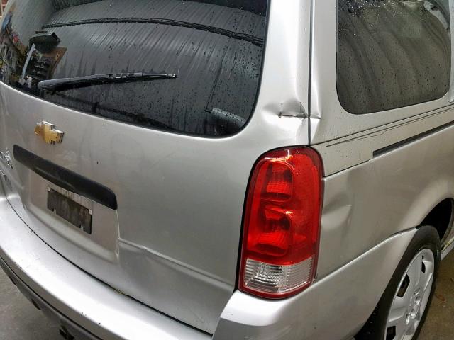 1GNDV23W58D110813 - 2008 CHEVROLET UPLANDER L 银色 照片 9