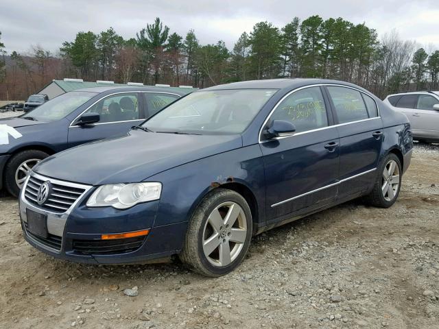 WVWAK73C78E054651 - 2008 VOLKSWAGEN PASSAT KOM BLUE photo 2