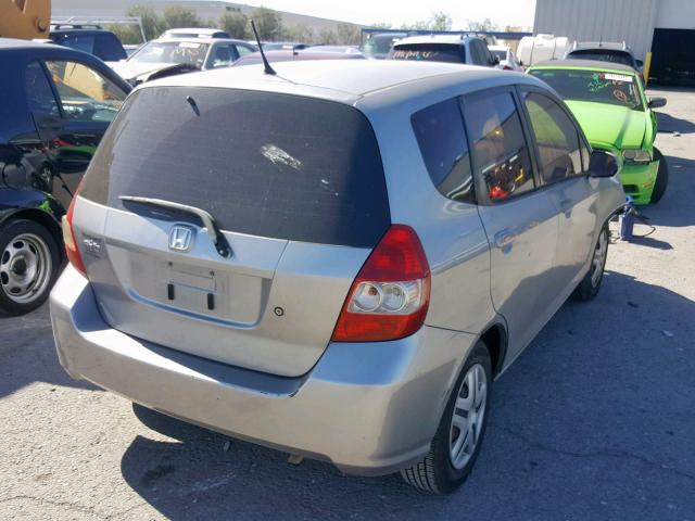 JHMGD37408S001290 - 2008 HONDA FIT SILVER photo 4