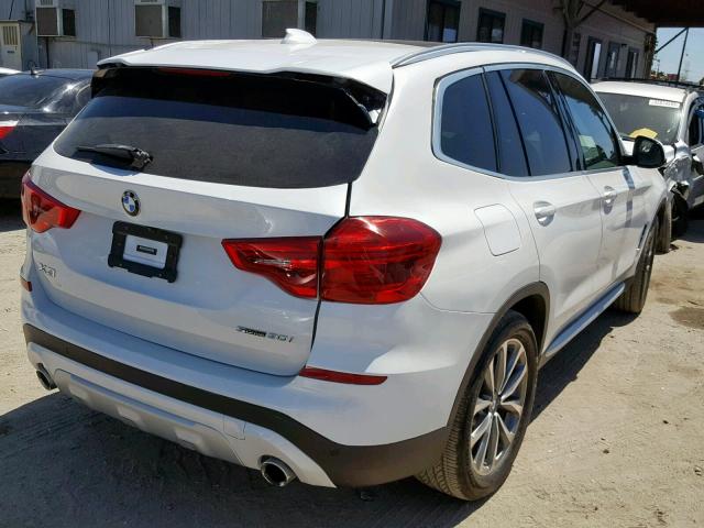 5UXTR7C5XKLE94535 - 2019 BMW X3 SDRIVE3 WHITE photo 4