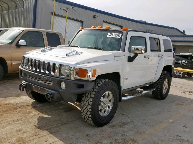 5GTDN136868137263 - 2006 HUMMER H3 WHITE photo 2