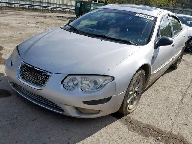 2C3HE66G1YH350566 - 2000 CHRYSLER 300M SILVER photo 2