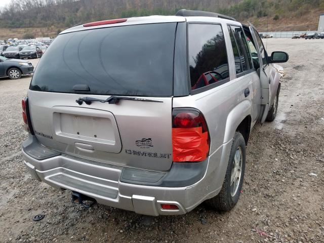 1GNDT13S042388571 - 2004 CHEVROLET TRAILBLAZER LS  photo 4