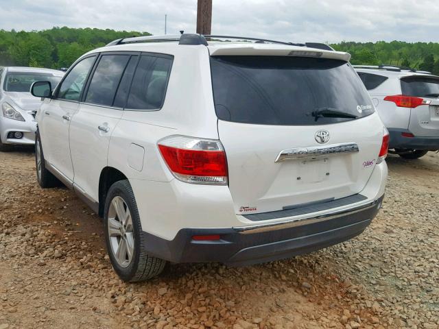 5TDYK3EH8DS105272 - 2013 TOYOTA HIGHLANDER WHITE photo 3