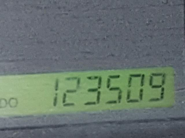 KL1TD5DE9BB204962 - 2011 CHEVROLET AVEO LS RED photo 8