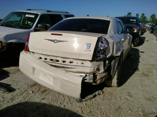 2C3KA43R38H319783 - 2008 CHRYSLER 300 LX WHITE photo 4