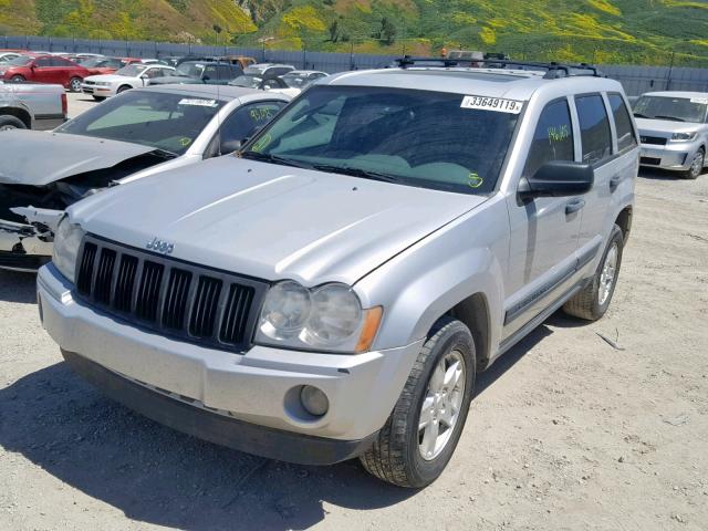 1J8HS48N35C554071 - 2005 JEEP GRAND CHER SILVER photo 2