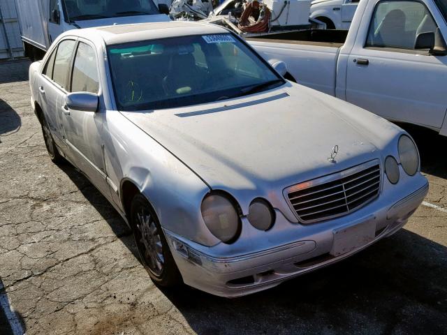 WDBJF65JXYB080364 - 2000 MERCEDES-BENZ E 320 SILVER photo 1