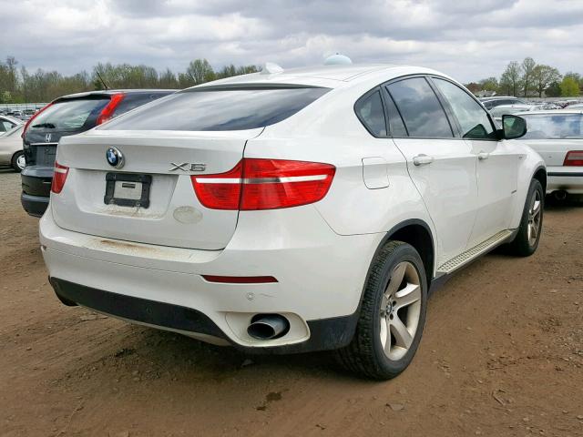 5UXFG2C56BLX07211 - 2011 BMW X6 XDRIVE3 WHITE photo 4