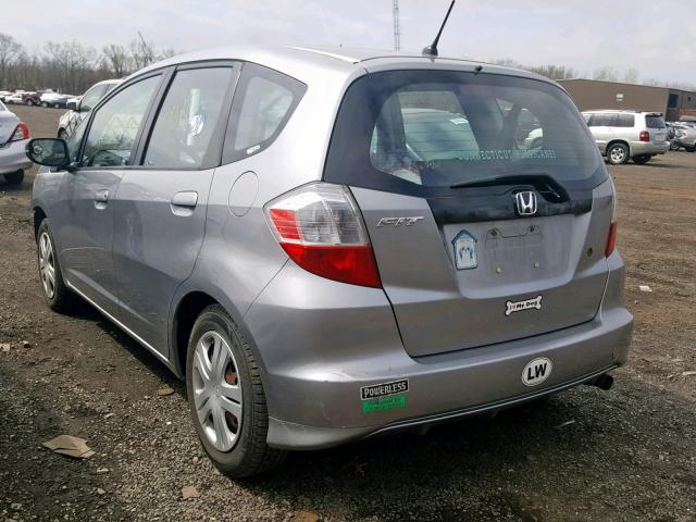 JHMGE8H23AC012551 - 2010 HONDA FIT SILVER photo 3