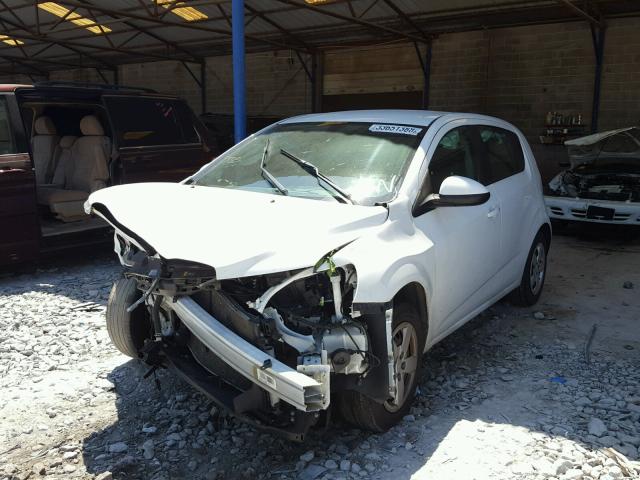 1G1JA6SH1E4197387 - 2014 CHEVROLET SONIC LS WHITE photo 2