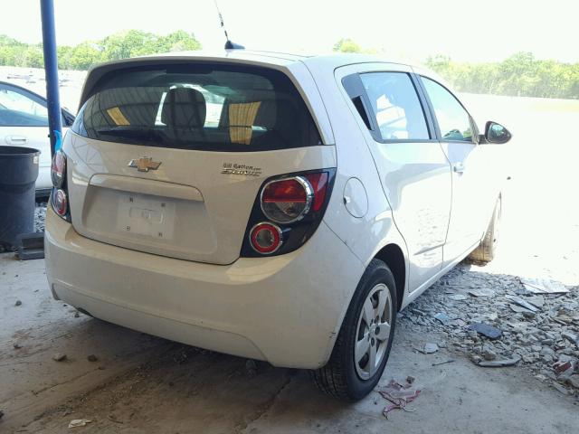 1G1JA6SH1E4197387 - 2014 CHEVROLET SONIC LS WHITE photo 4