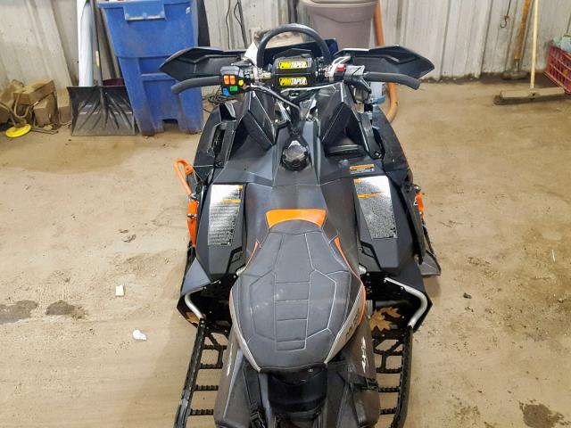 SN1EEC8PXHC718219 - 2017 POLARIS SNOWMOBILE BLACK photo 5