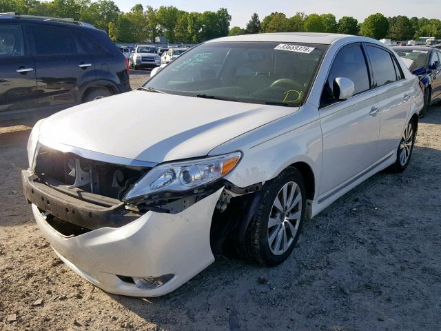 4T1BK3DB4BU372433 - 2011 TOYOTA AVALON BAS WHITE photo 2