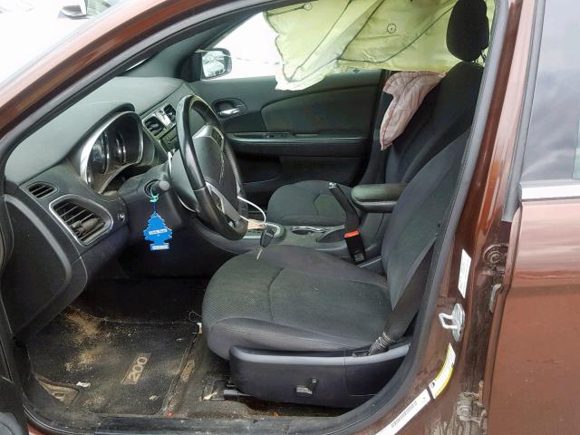 1C3CCBBB1CN212934 - 2012 CHRYSLER 200 TOURIN BROWN photo 5